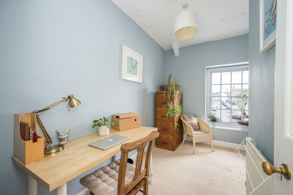 Bedroom- click for photo gallery